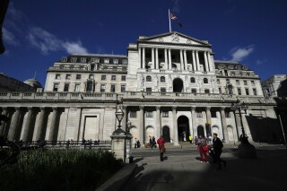 Bank of England Cuts Key Interest Rate to 4% Amid Sluggish UK Economy