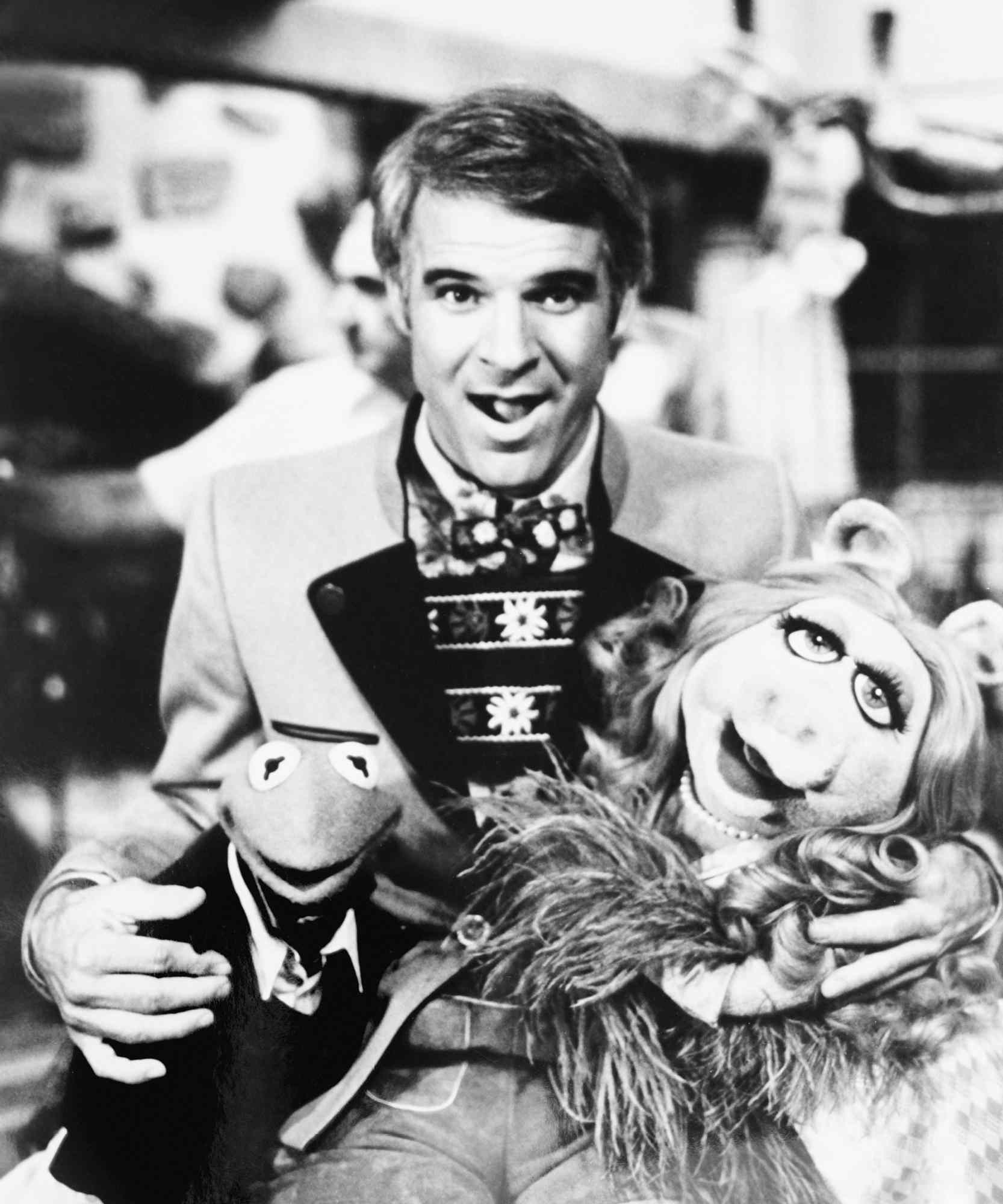 Kermit the Frog, Steve Martin, Miss Piggy in The Muppet Movie.