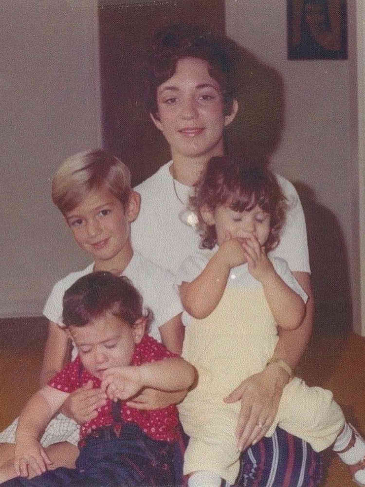 Jeff Bezos with his mom and siblings.