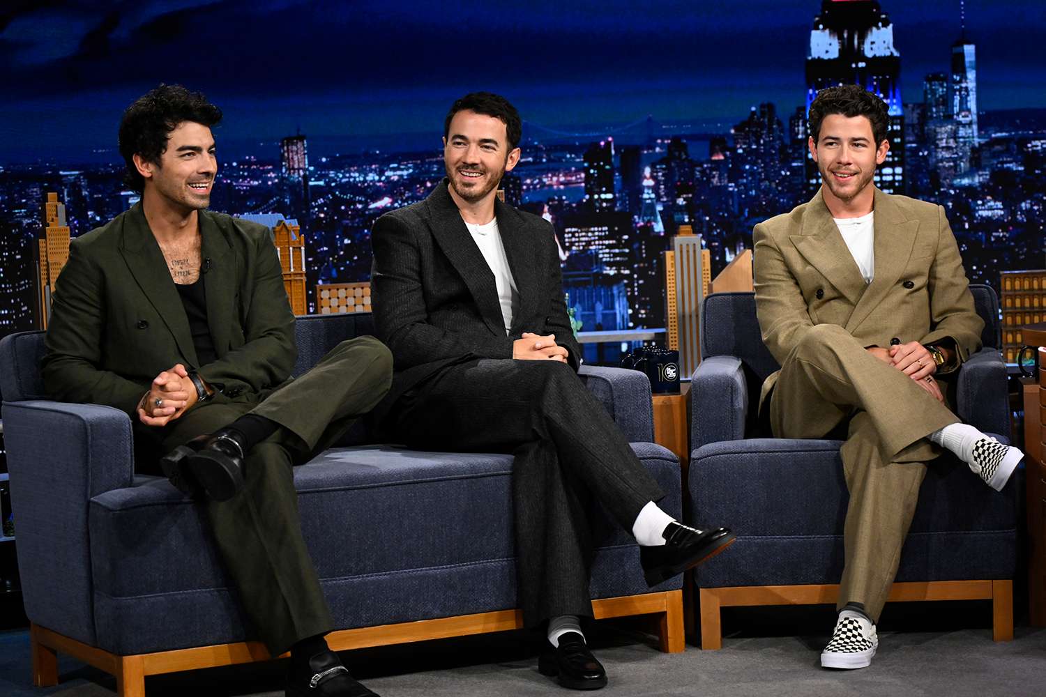 Joe, Kevin, & Nick Jonas on The Tonight Show