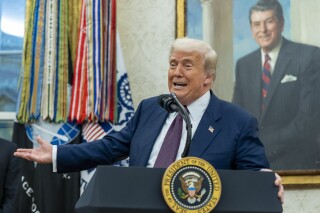 Trump Orders Federal Probe into Alleged Bank Discrimination Against Conservatives and Specific Industries