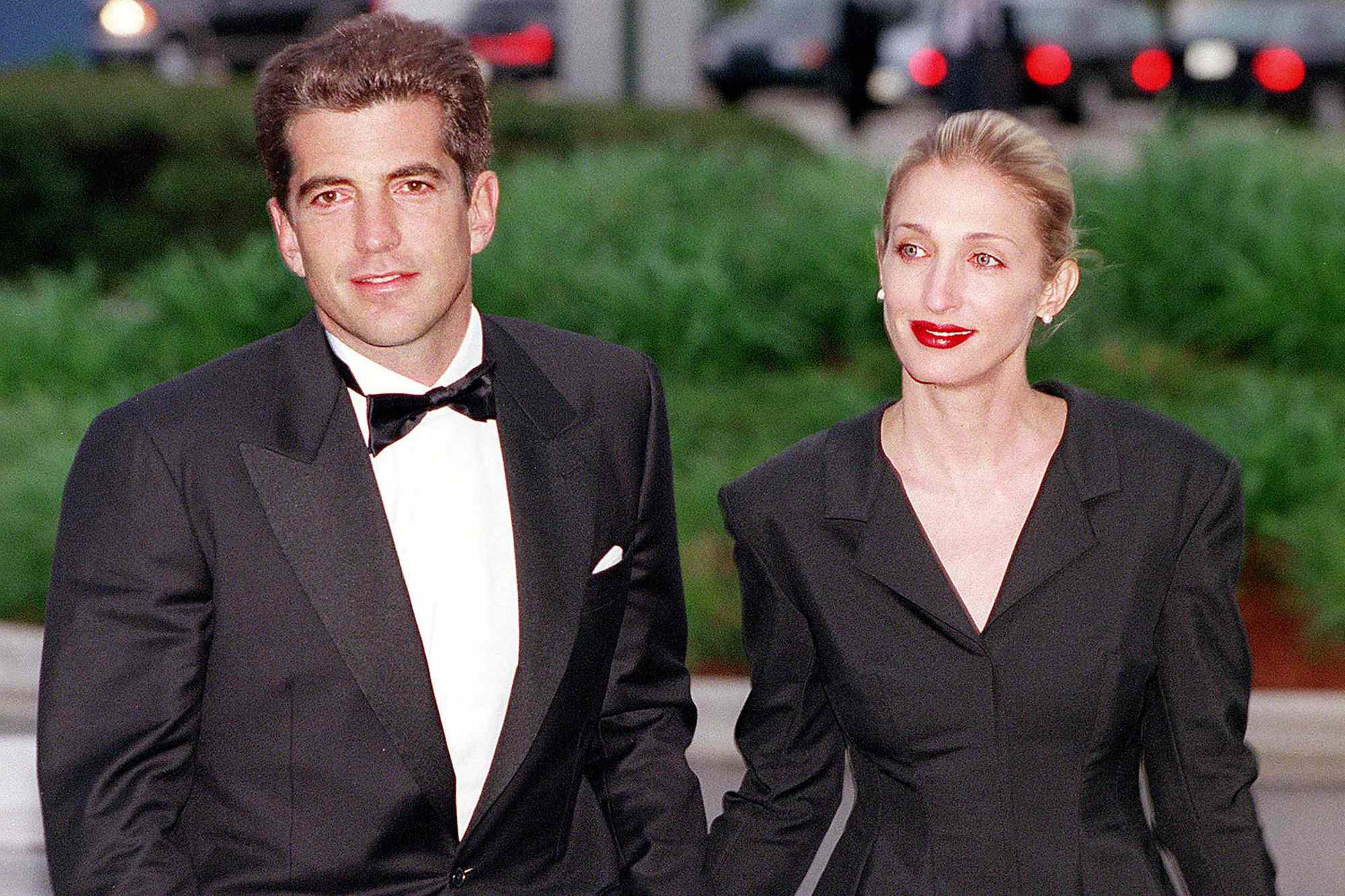 John F. Kennedy Jr. and Carolyn Bessette Kennedy arrive at the annual John F. Kennedy Library Foundation dinner and Profiles in Courage awards in honor of the former President's 82nd Birthday on May 23, 1999.