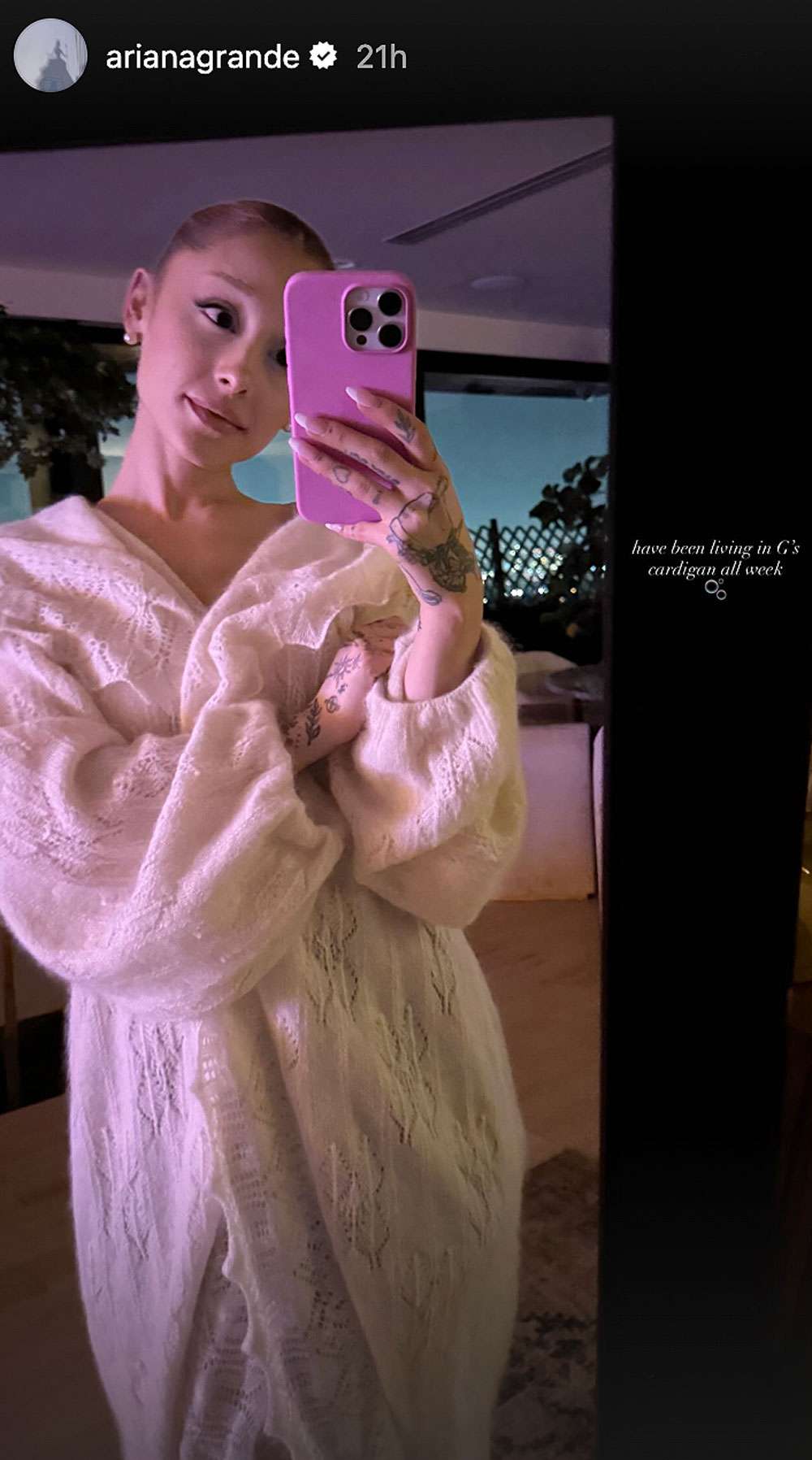 Ariana Grande wearing Glinda Cardigan