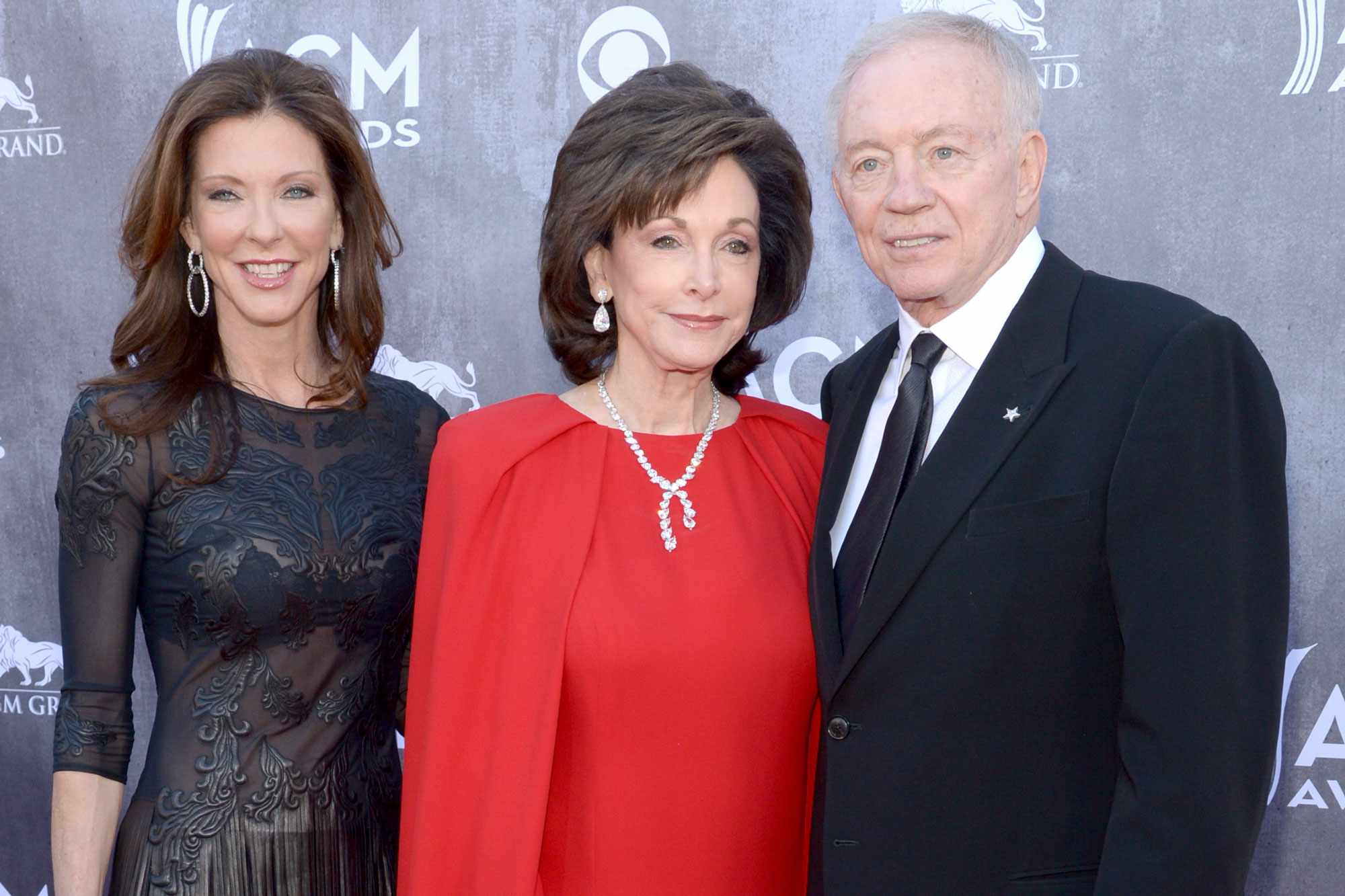 Jerry Jones, Gene Jones, and Charlotte Jones at ACM Awards, 2014