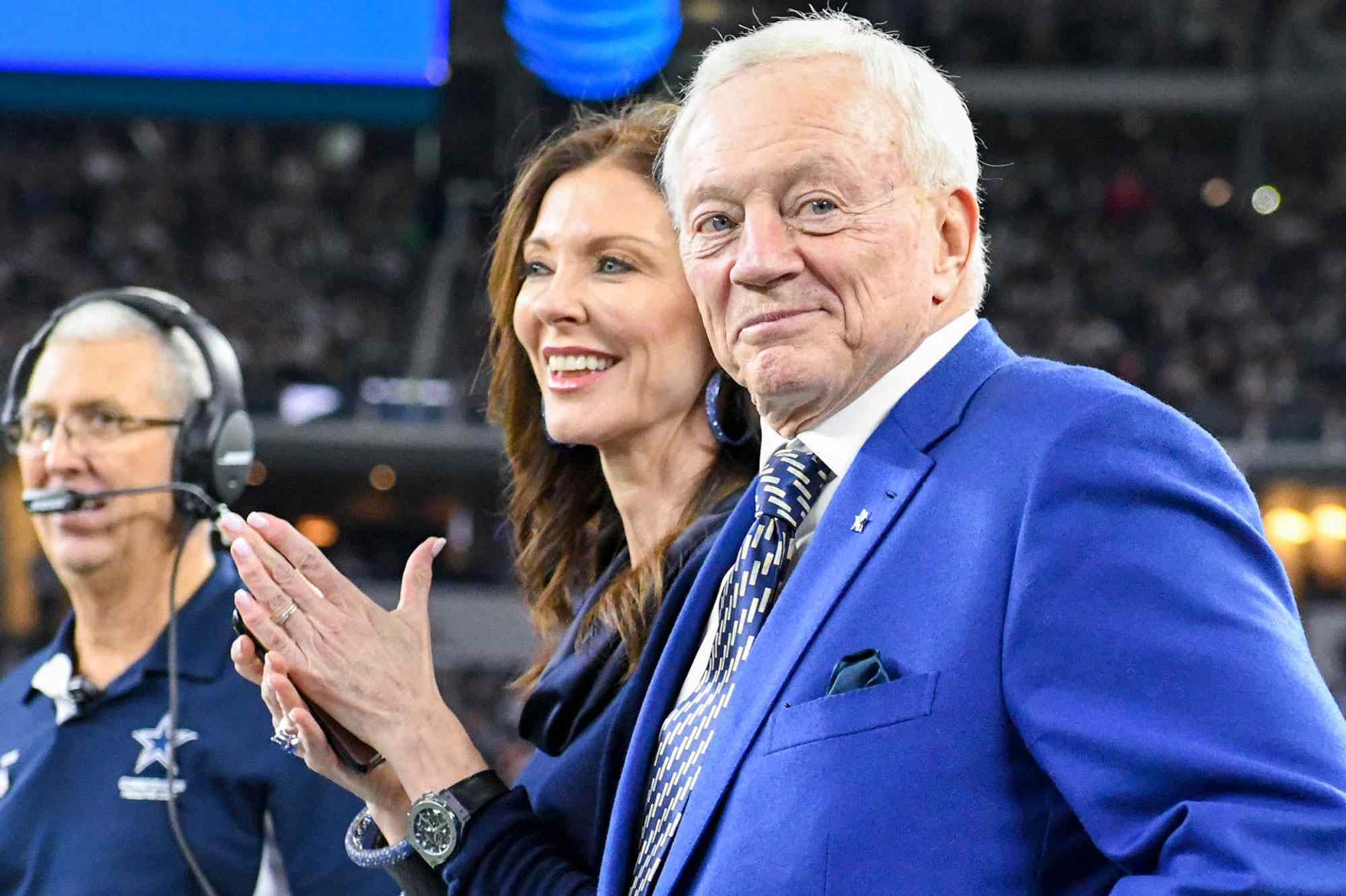 Jerry Jones and Charlotte Jones before Eagles vs Cowboys game, 2017