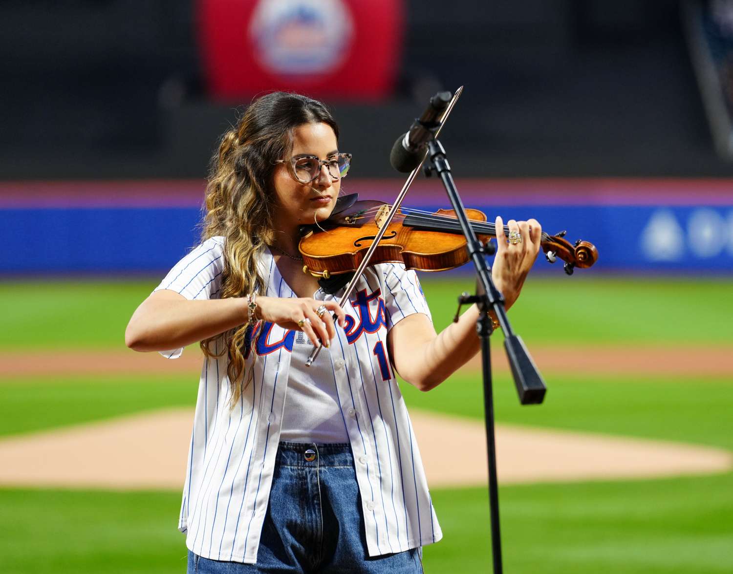 Katia Lindor performs the national anthem prior to the game between the San Diego Padres and the New York Mets at Citi Field on Tuesday, September 16, 2025 in New York, New York.
