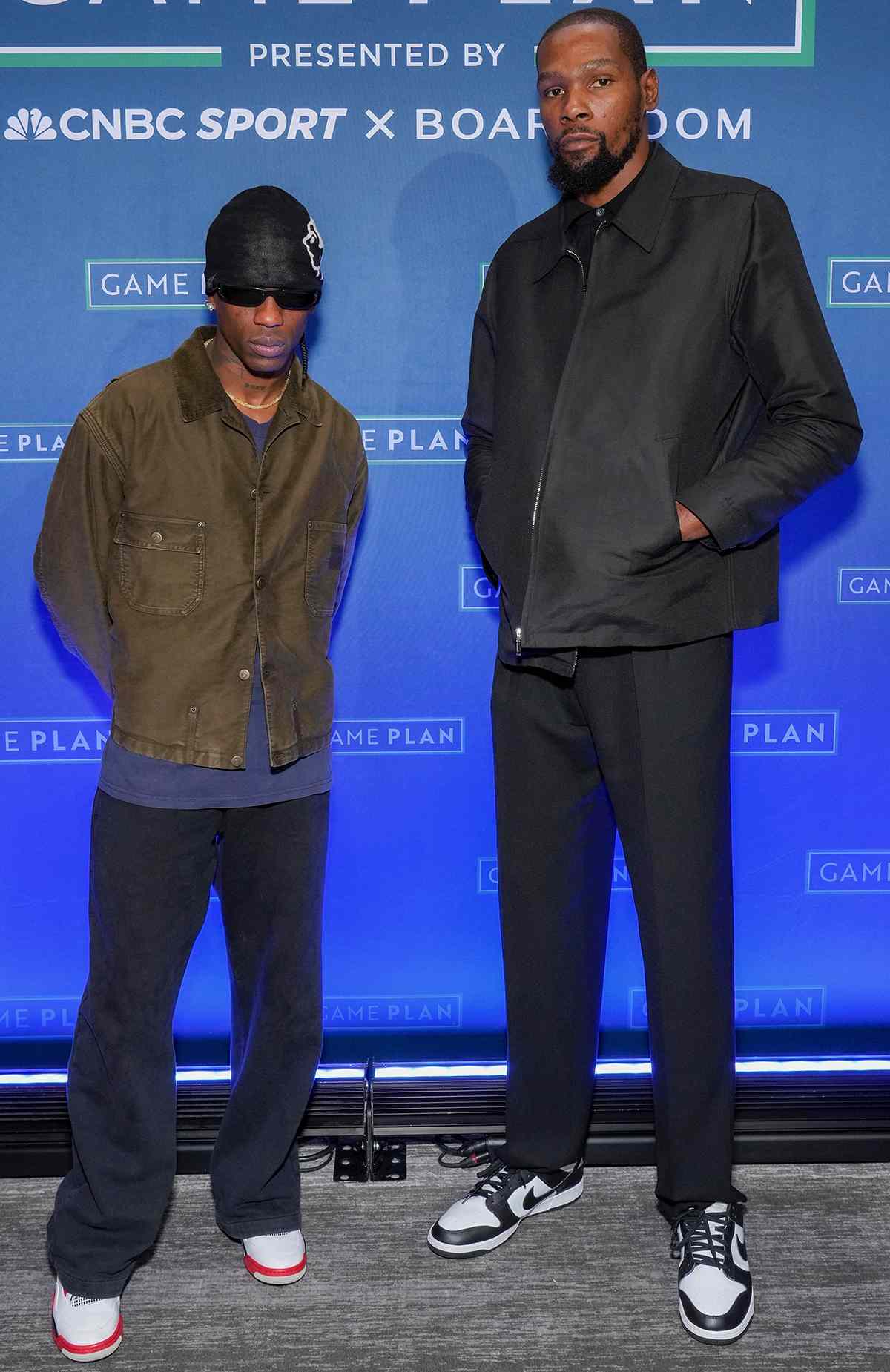 D.L. Hughley and Damon Wayans Jr. at Ice House Comedy Club