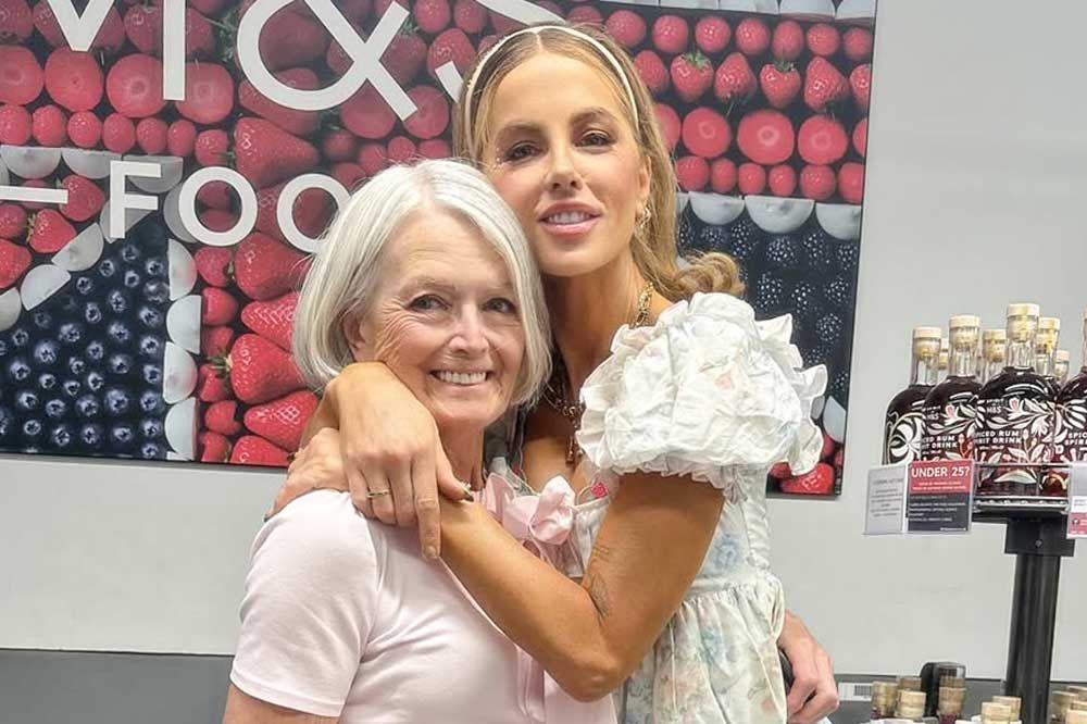 Kate Beckinsale Honors Beloved Mother Judy Loe in Heartfelt Instagram Tribute Following Cancer Battle