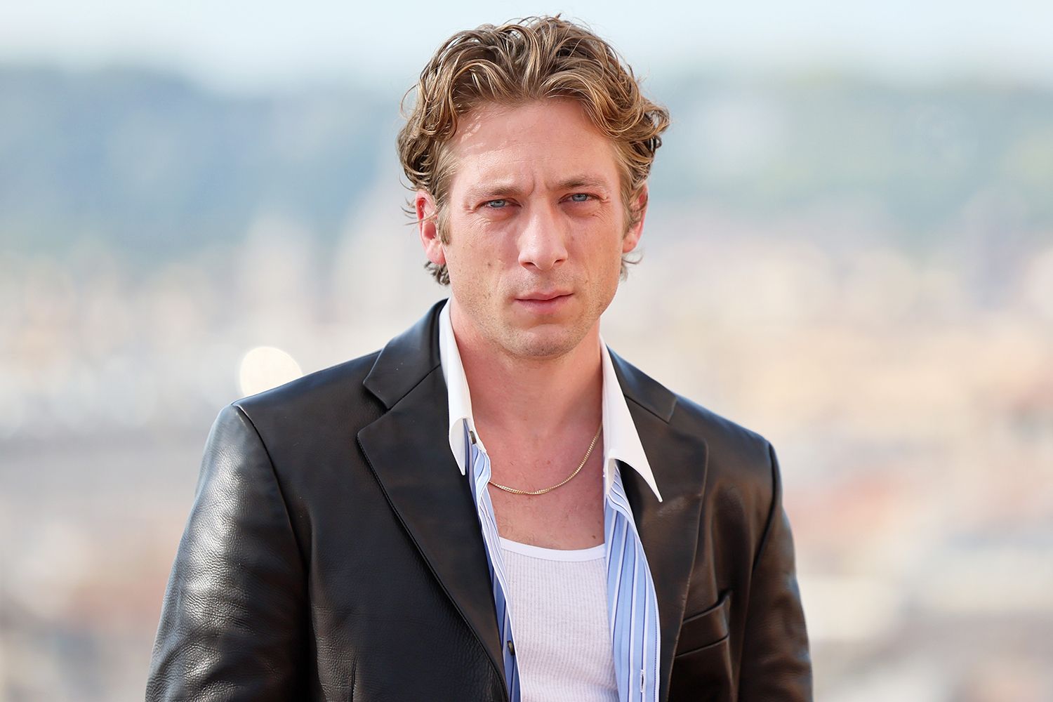 Jeremy White attends the "Springsteen: Deliver Me From Nowhere" photocall