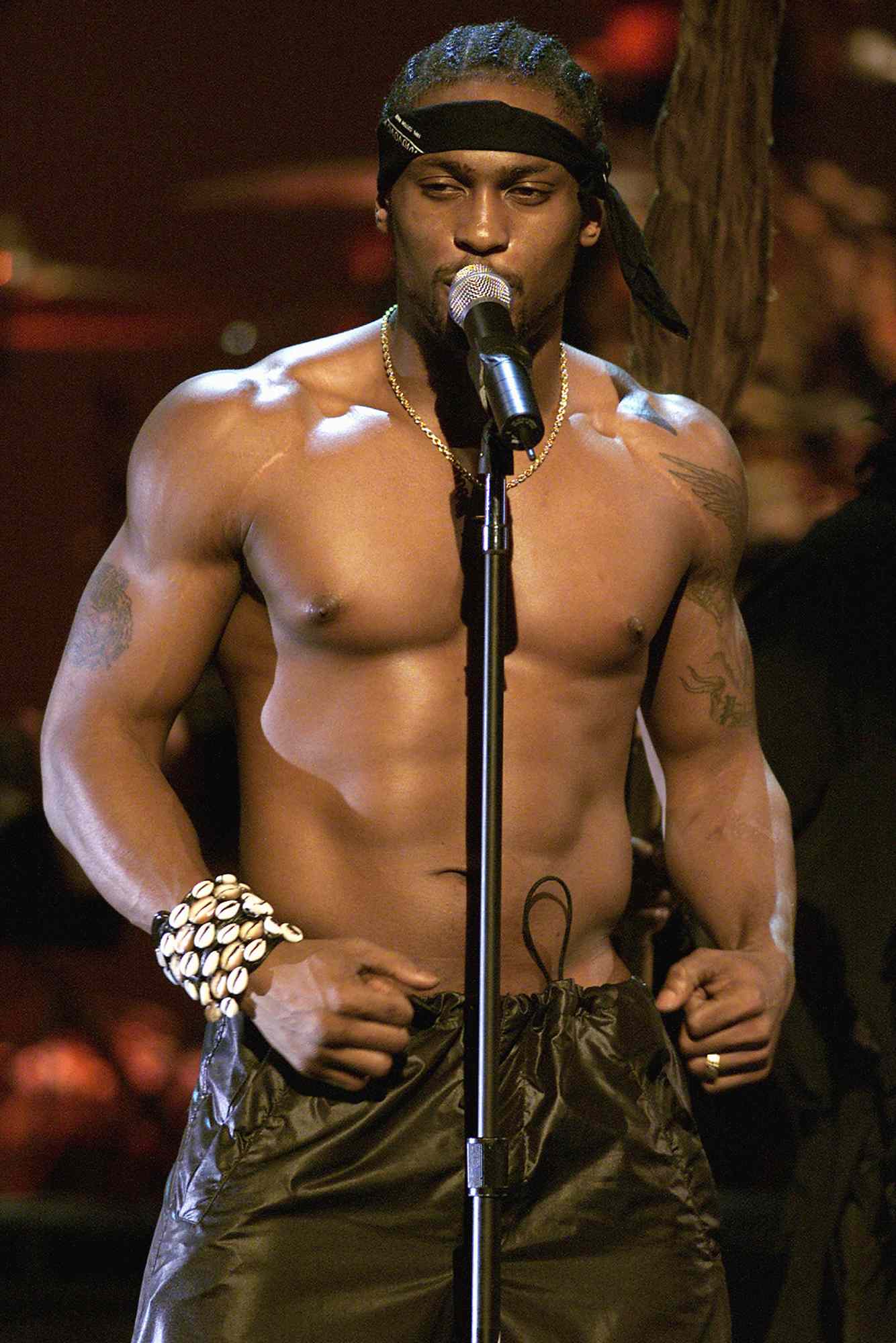 D'angelo at MTV Movie Awards 2000