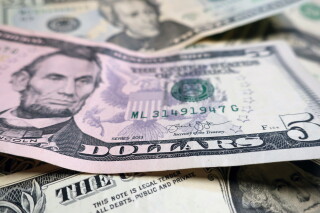 CEO Pay Skyrockets to $17.7 Million in 2025, Widening Gap with Average Worker