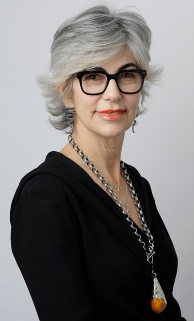 Lesley Goldwasser