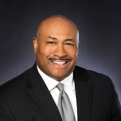 Eric D Mullins