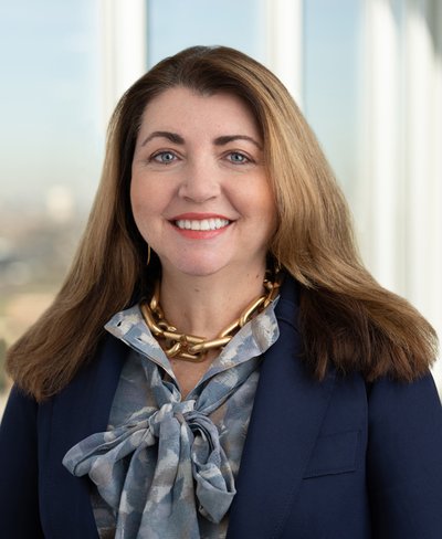 Lisa M Barton