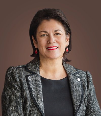 Cindy L Wallis-Lage